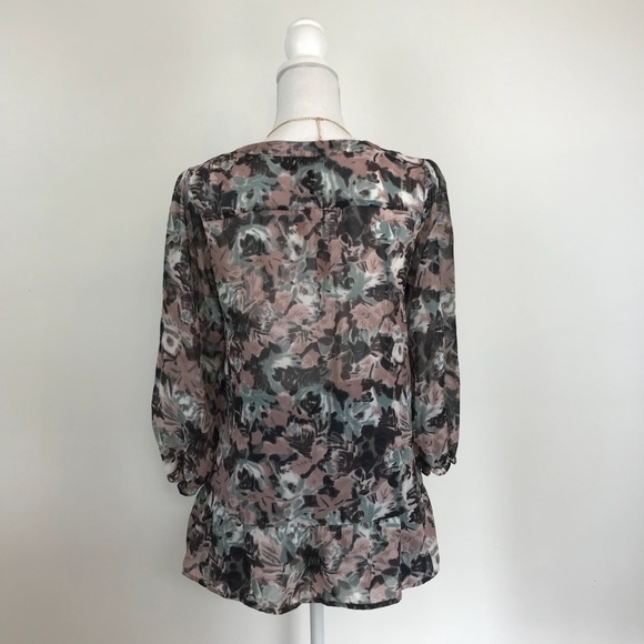 Petticoat Alley Abstract Watercolor Peplum Blouse - Picture 6 of 8